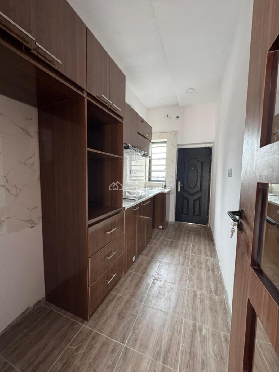 Stylish 3-bedroom Terrace Duplex, Ikota, Lekki, Lagos, Terraced Duplex for Sale