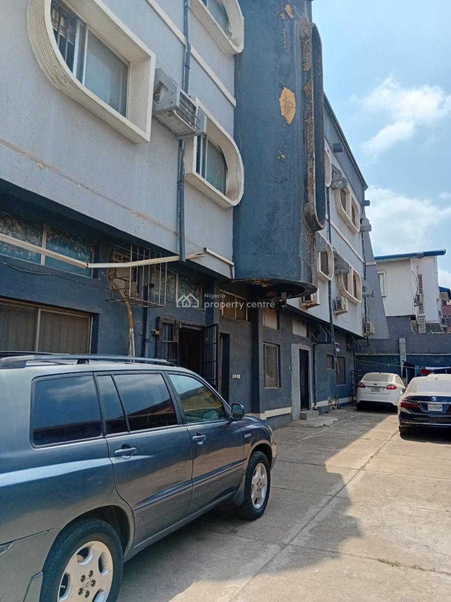 Self-serviced 2 Bedroom, Zone 6, Wuse, Abuja, Flat / Apartment Short Let