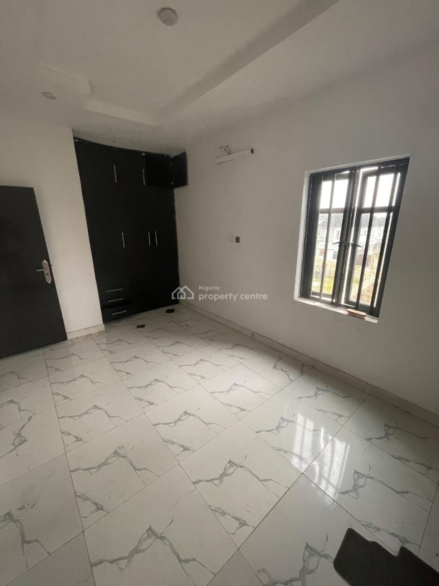Spacious 2 Bedroom Flat Upstairs, Silverland Estate, Sangotedo, Ajah, Lagos, Flat / Apartment for Rent