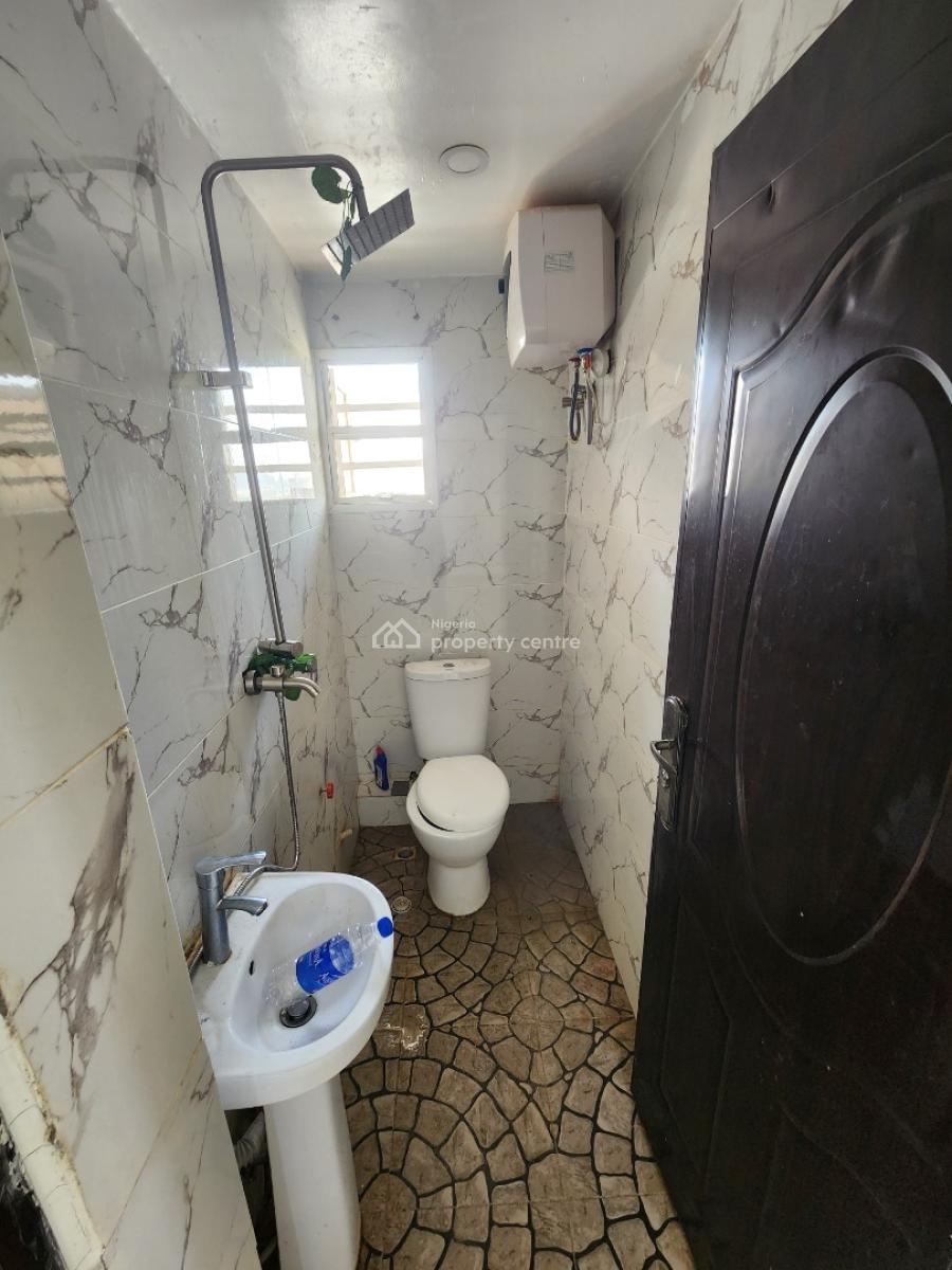 Luxury Selfcon, News Engineering Dawaki, Dawaki, Gwarinpa, Abuja, Self Contain (single Rooms) for Rent