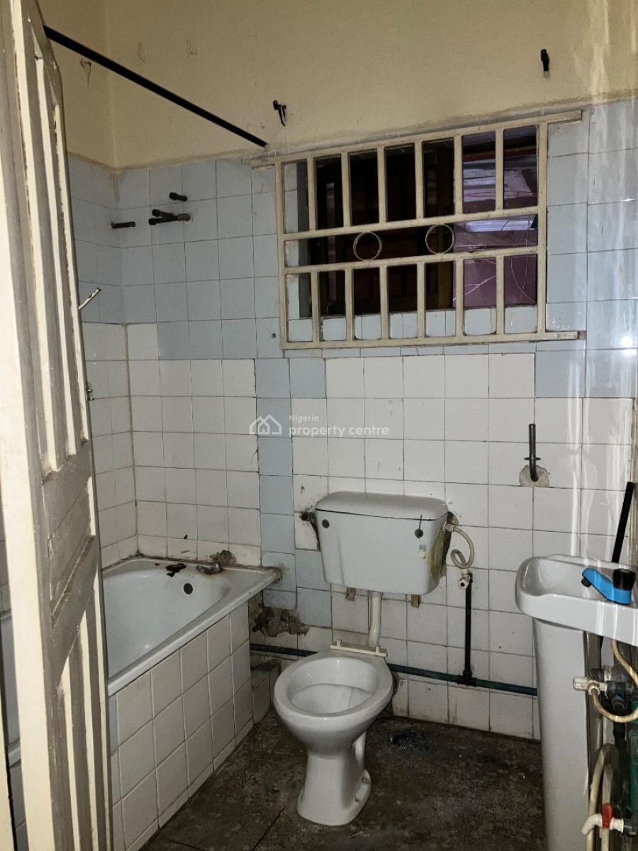 Clean Room Self Contain 24/7 Security, Parking Space, Well Secured Gated Street with 24/7 Security, Alausa, Ikeja, Lagos, Self Contain (single Rooms) for Rent