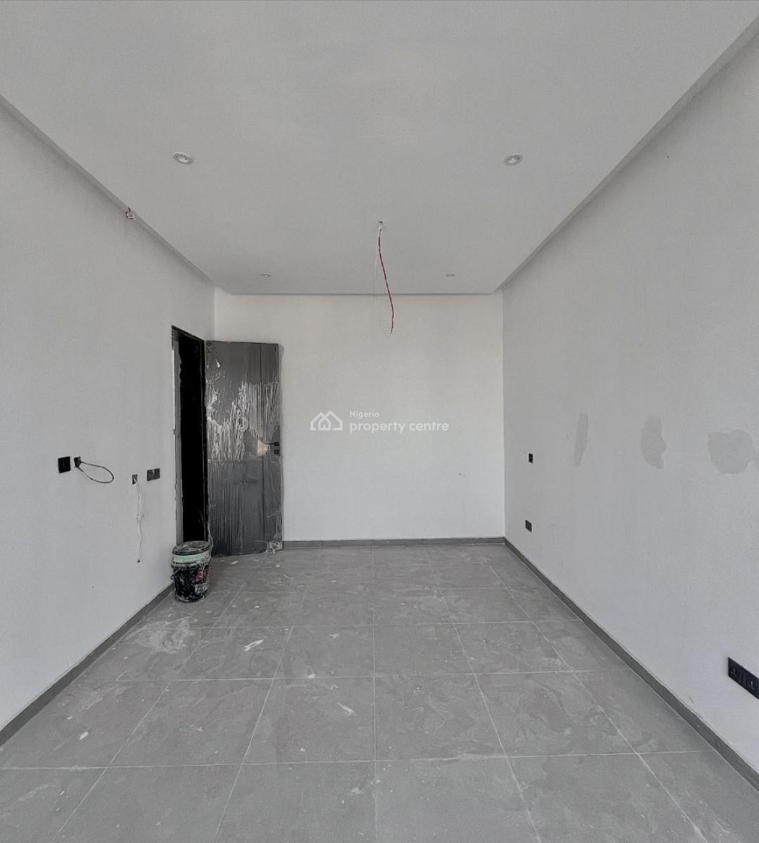 Lovely 4 Bedroom Semi Detached Duplex with Swimming Pool and Bq, Lekki Phase 1, Lekki, Lagos, Semi-detached Duplex for Sale