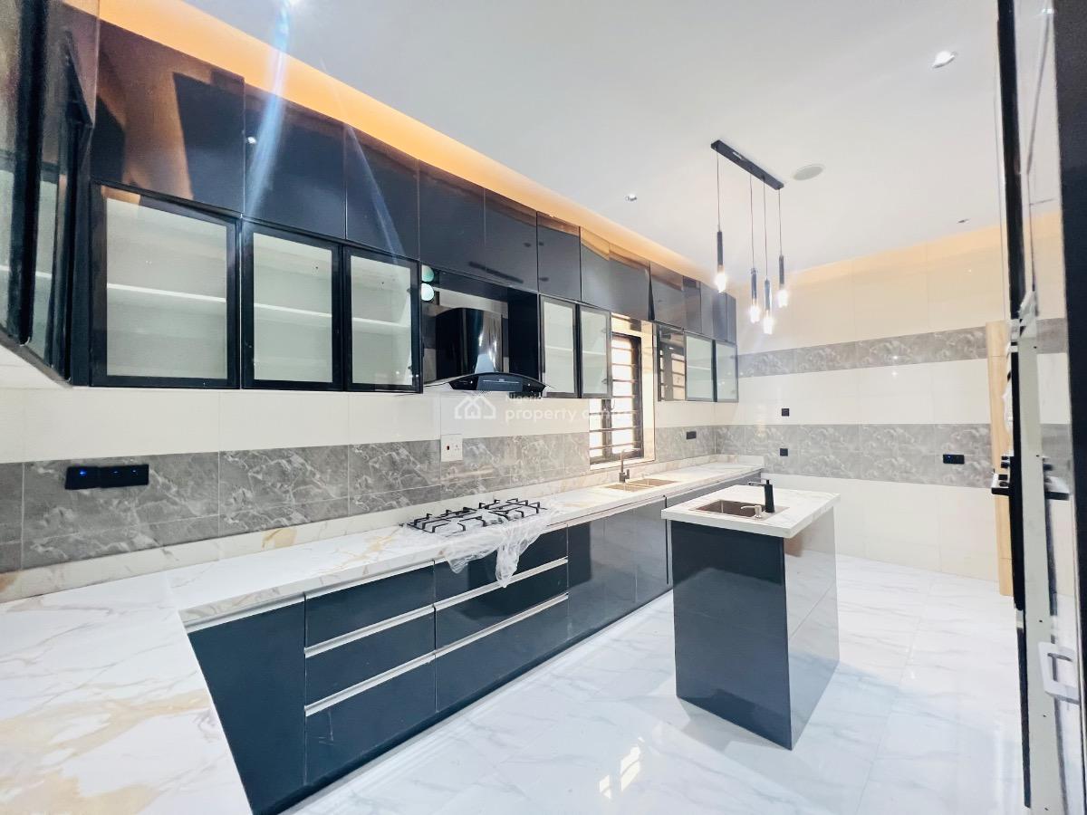 5 Bedroom Detached Duplex with Bq, Orchid Road, Lekki, Lagos, Detached Duplex for Sale