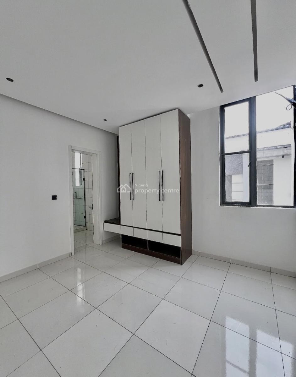 Fully Serviced 2 Bedroom Apartment with Bq, Oniru, Oniru, Victoria Island (vi), Lagos, Block of Flats for Sale