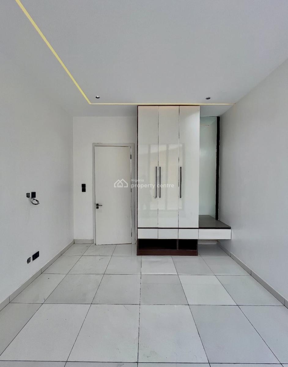 Fully Serviced 2 Bedroom Apartment with Bq, Oniru, Oniru, Victoria Island (vi), Lagos, Block of Flats for Sale