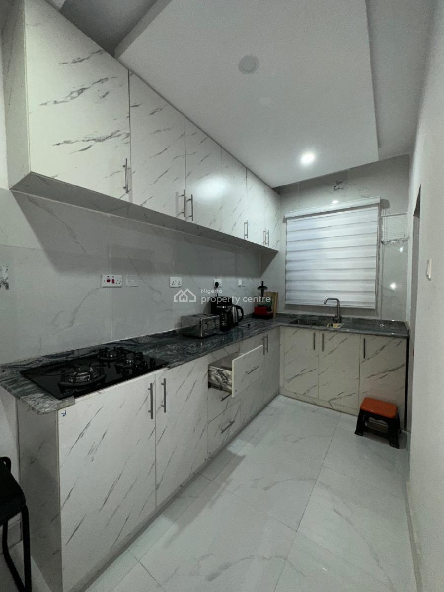 Fully Furnished 4 Bedroom Apartment, Lcc, Lekki, Lagos, Flat / Apartment Short Let