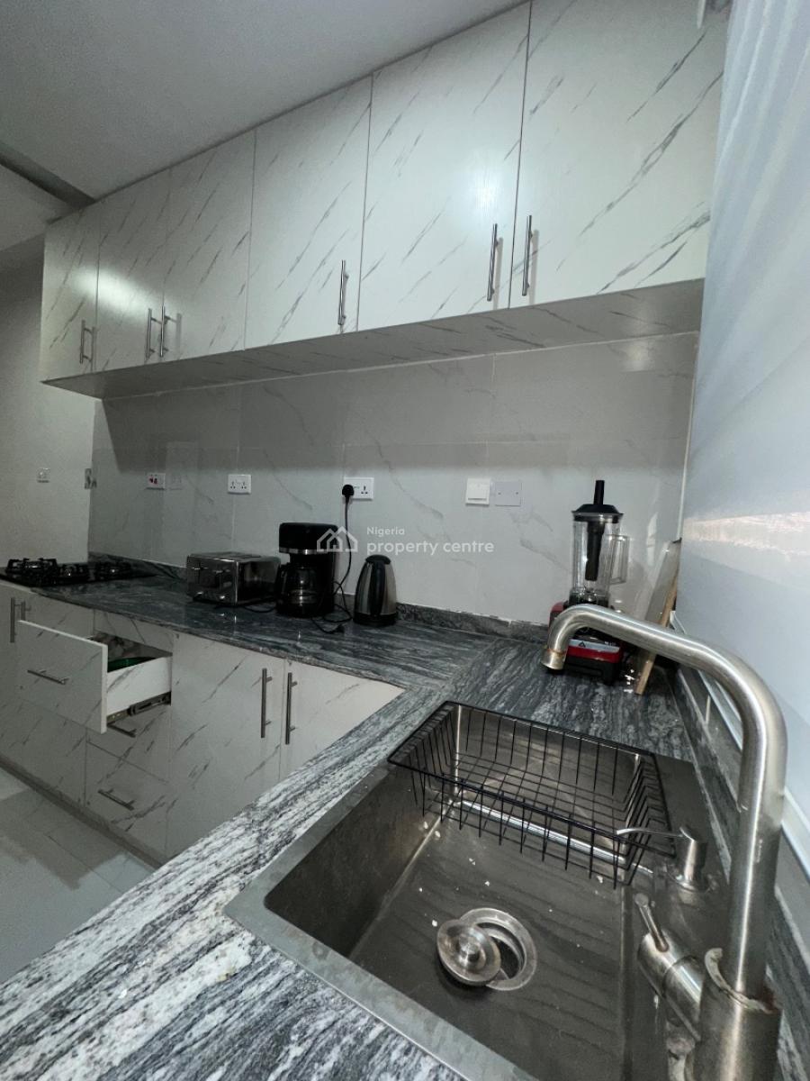 Fully Furnished 4 Bedroom Apartment, Lcc, Lekki, Lagos, Flat / Apartment Short Let