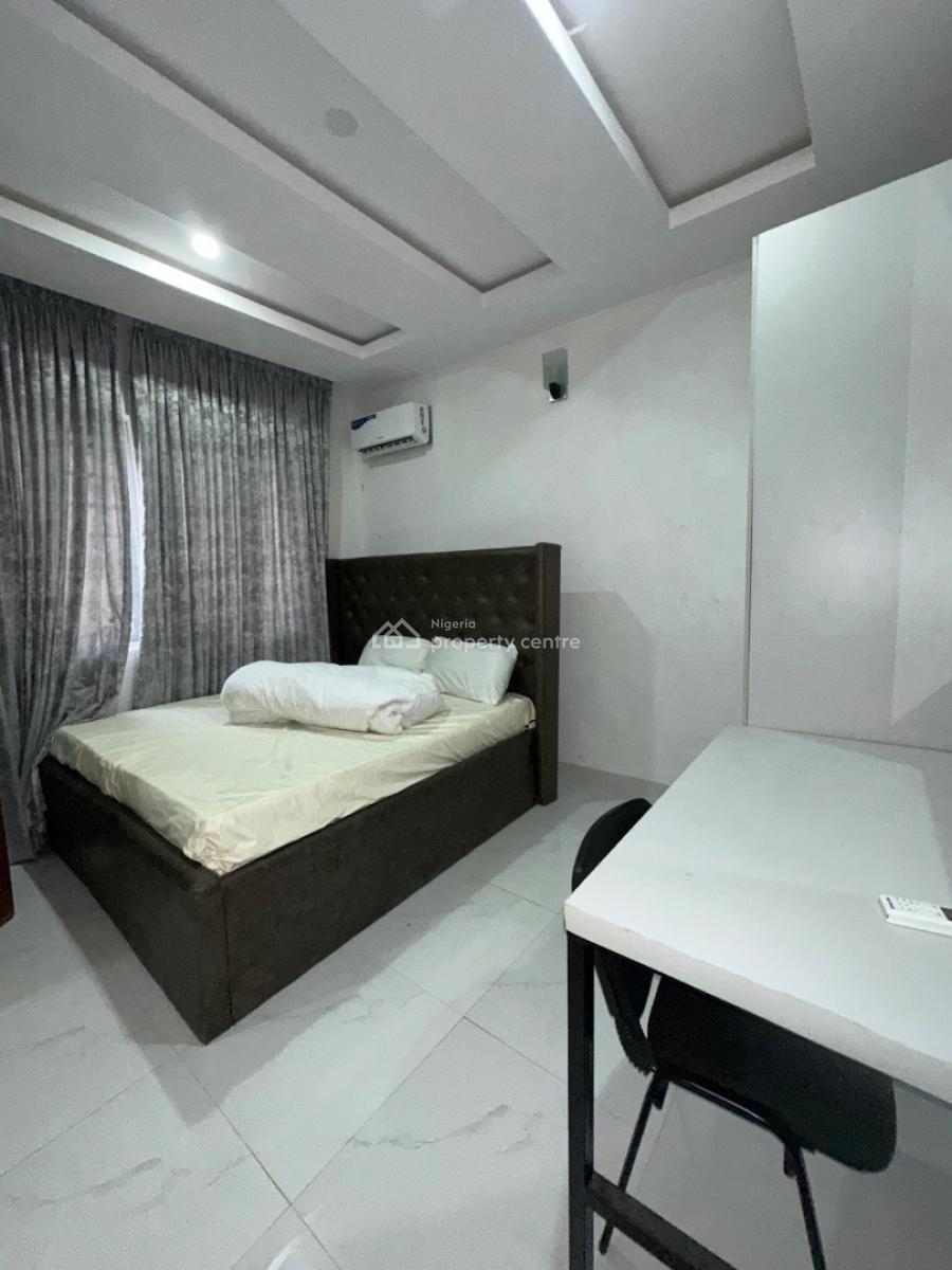 Fully Furnished 4 Bedroom Apartment, Lcc, Lekki, Lagos, Flat / Apartment Short Let