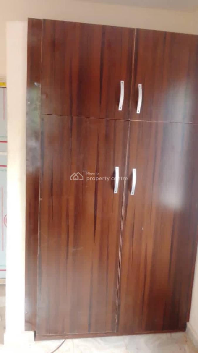 a Clean Room and Parlor Self Contain, Balogun Estate , Lucky Fiber Road, Ikorodu, Lagos, Flat / Apartment for Rent