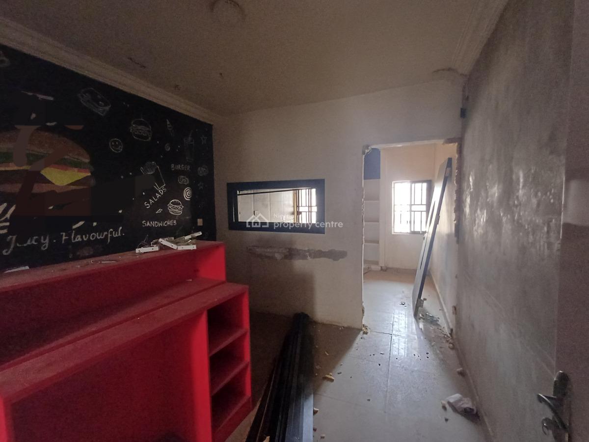 30sqm Space on The First Floor, Wuse 2, Abuja, Office Space for Rent