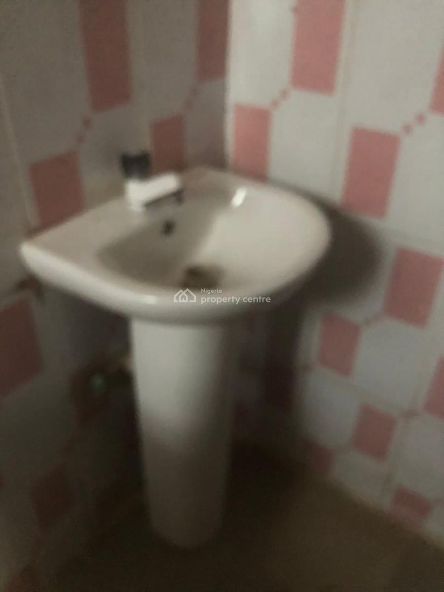 Standard 2 Units of Studio Apartments, Spg Road, Lekki, Lagos, Flat / Apartment for Rent