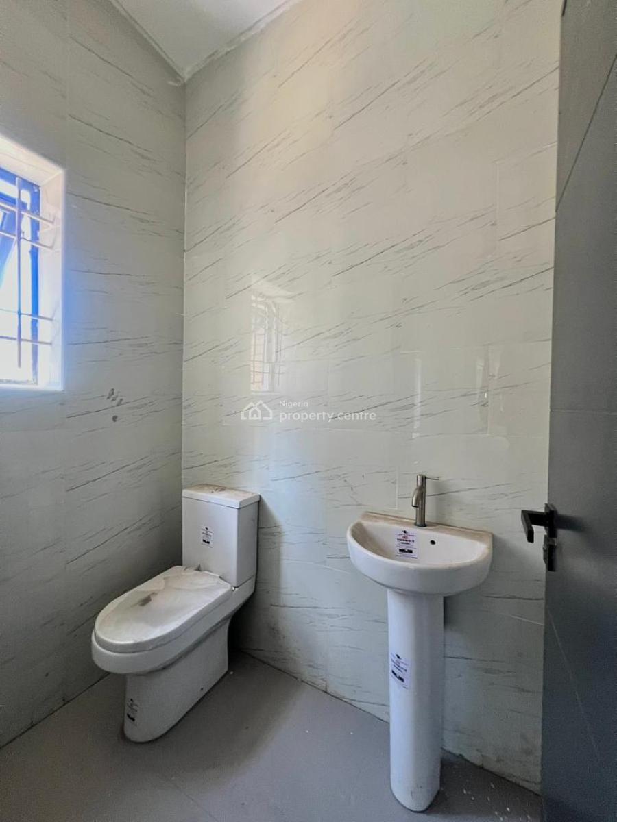 Premium Office Spaces Spread Across 3 Floors with Elevator Access, Chevron Drive, Lekki, Lagos, Office Space for Rent