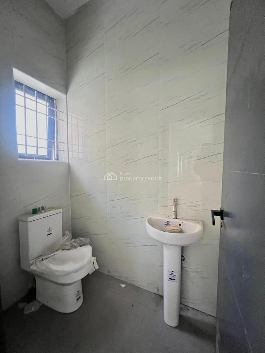 Premium Office Spaces Spread Across 3 Floors with Elevator Access, Chevron Drive, Lekki, Lagos, Office Space for Rent