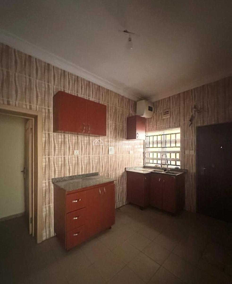 Spacious 3-bedroom Apartment in Secure Chevron Axis, Chevron Axis, Lekki, Lagos, Flat / Apartment for Rent