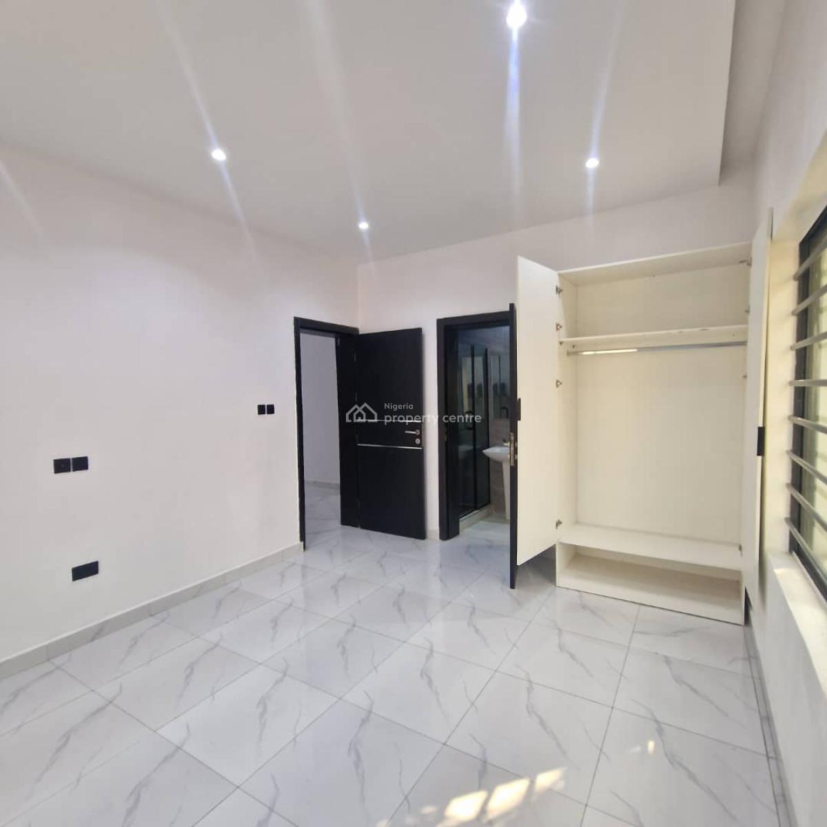 3 Bedroom Apartment with Bq, Lekki Phase 1, Lekki, Lagos, Flat / Apartment for Rent