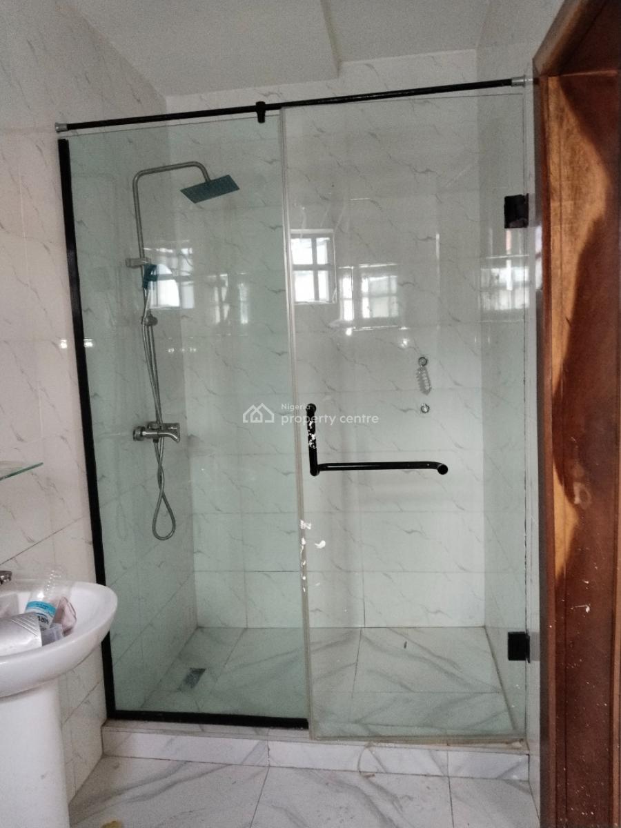 Spacious 3 Bedroom Flat with Bq, New Road, Ilasan, Lekki, Lagos, Flat / Apartment for Rent