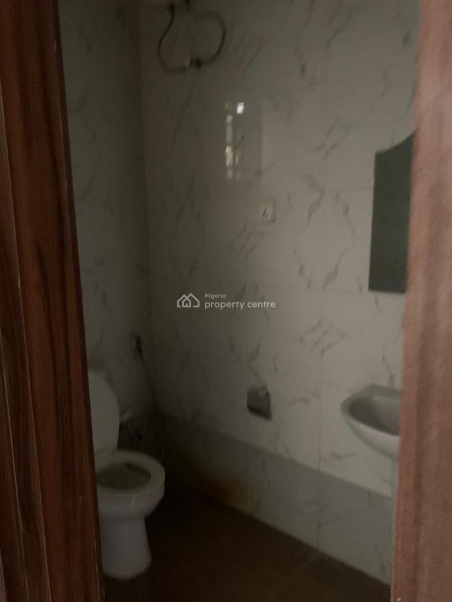 Neat Two Bedroom Apartment, Ologolo, Lekki, Lagos, Flat / Apartment for Rent