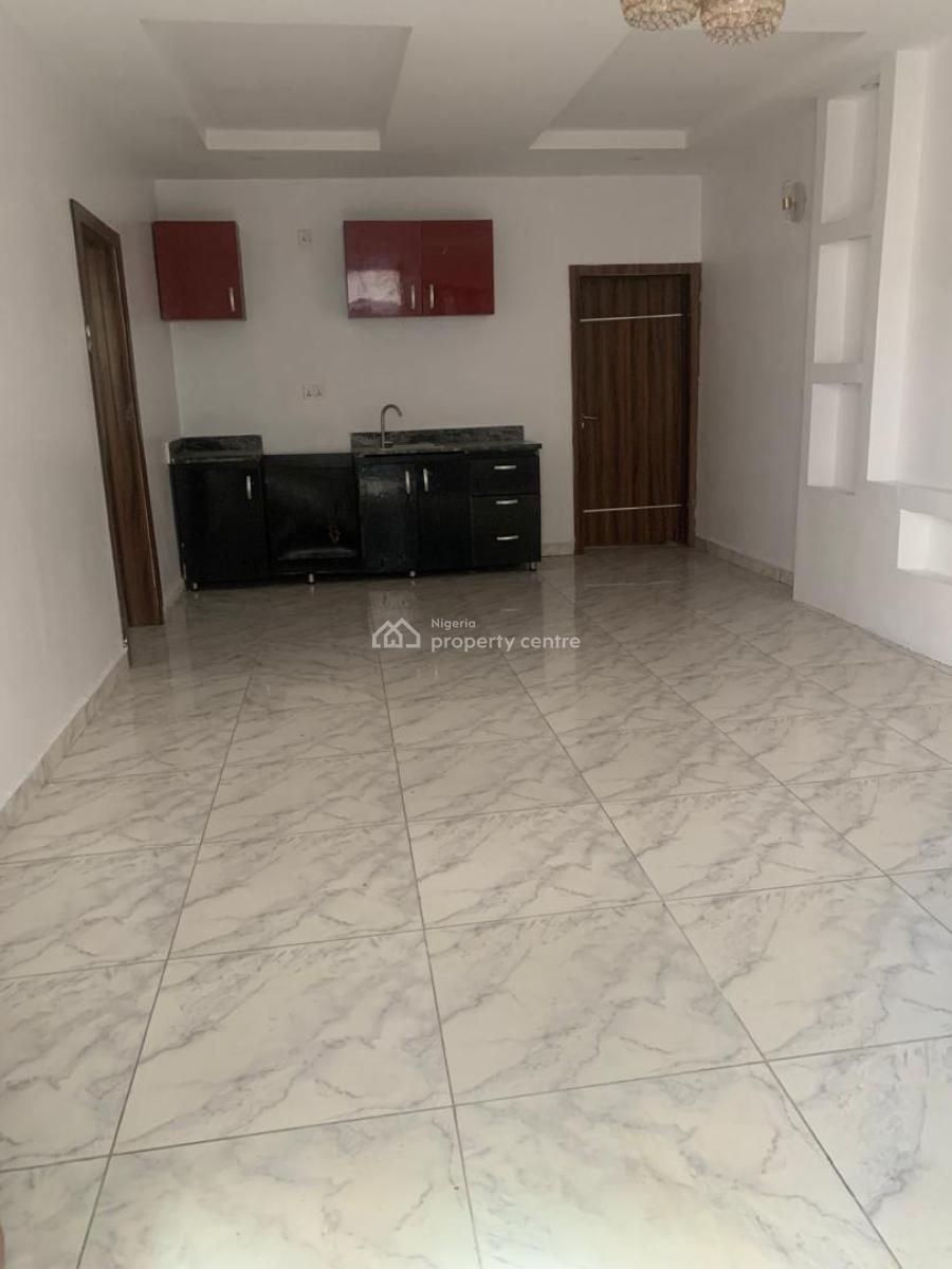 Neat Two Bedroom Apartment, Ologolo, Lekki, Lagos, Flat / Apartment for Rent