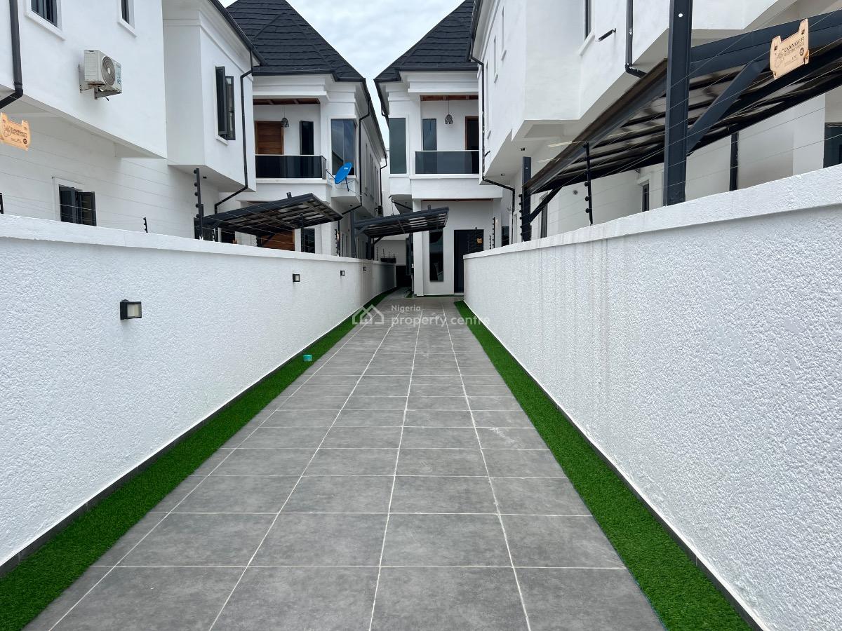 4bedroom Detached Duplex with Bq, Orchid Road, Lekki, Lagos, Detached Duplex for Sale