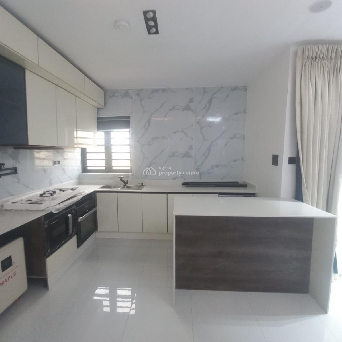 Ultra-luxury 1 Bedroom Apartment, Lekki Phase 1, Lekki, Lagos, Flat / Apartment for Sale