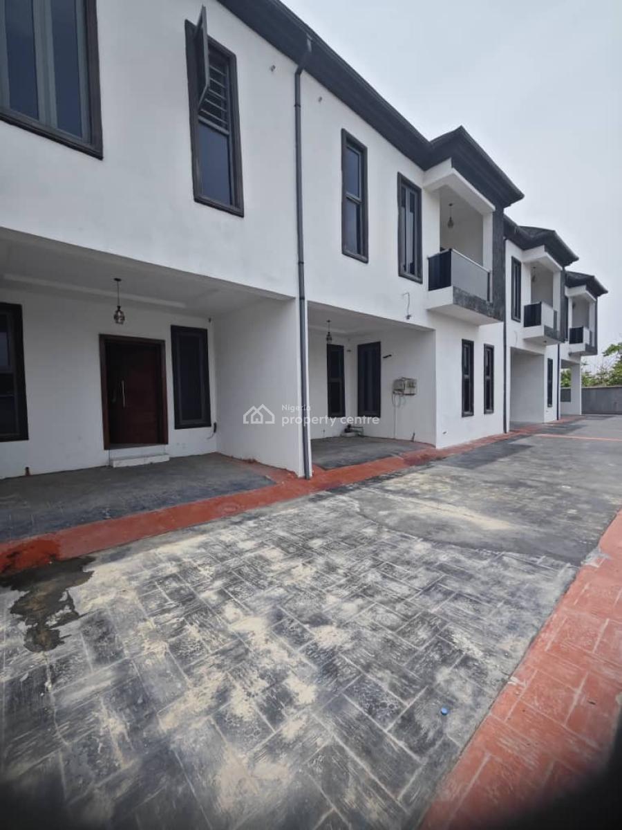 Standard 4 Bedroom Duplex, Lekki Scheme2 Along, Ajah, Lagos, Terraced Duplex for Rent