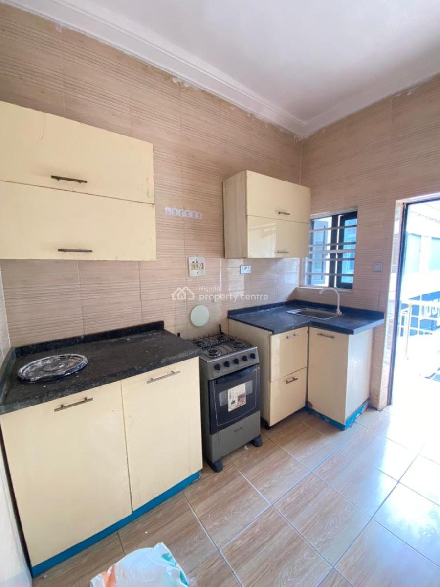 Spacious 2 Bedroom Serviced Apartment Available, Ikota, Lekki, Lagos, Flat / Apartment for Rent