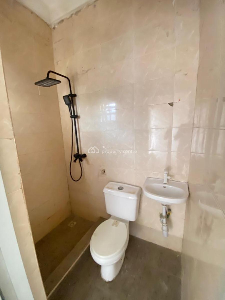 Spacious 2 Bedroom Serviced Apartment Available, Ikota, Lekki, Lagos, Flat / Apartment for Rent