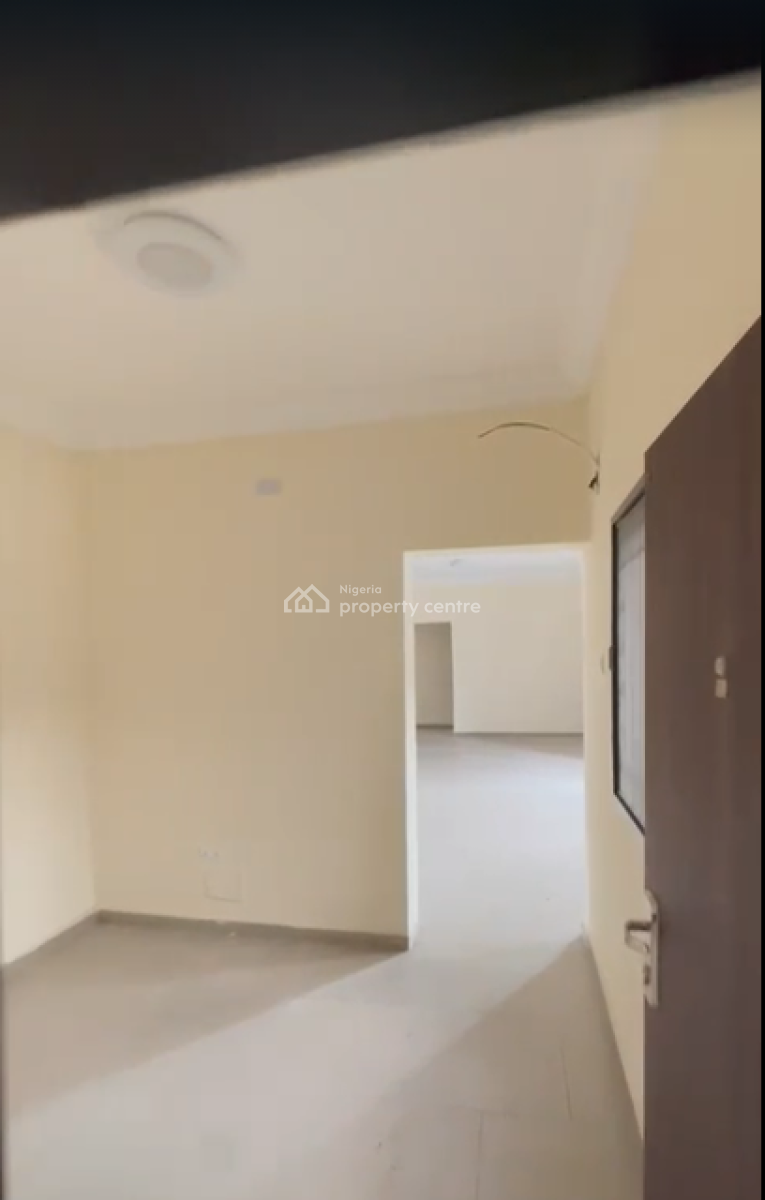 Modern 3-bedroom Flat with Bq, Lekki Phase 1, Lekki, Lagos, Flat / Apartment for Rent