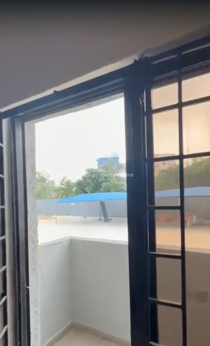 Modern 3-bedroom Flat with Bq, Lekki Phase 1, Lekki, Lagos, Flat / Apartment for Rent