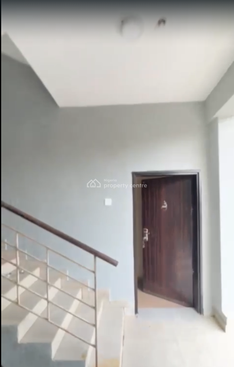 Modern 3-bedroom Flat with Bq, Lekki Phase 1, Lekki, Lagos, Flat / Apartment for Rent