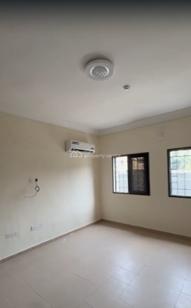 Modern 3-bedroom Flat with Bq, Lekki Phase 1, Lekki, Lagos, Flat / Apartment for Rent