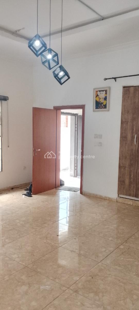 a Spacious Bedroom, Chevron Drive, Chevy View Estate, Chevron, Lekki, Lagos, Self Contain (single Rooms) for Rent