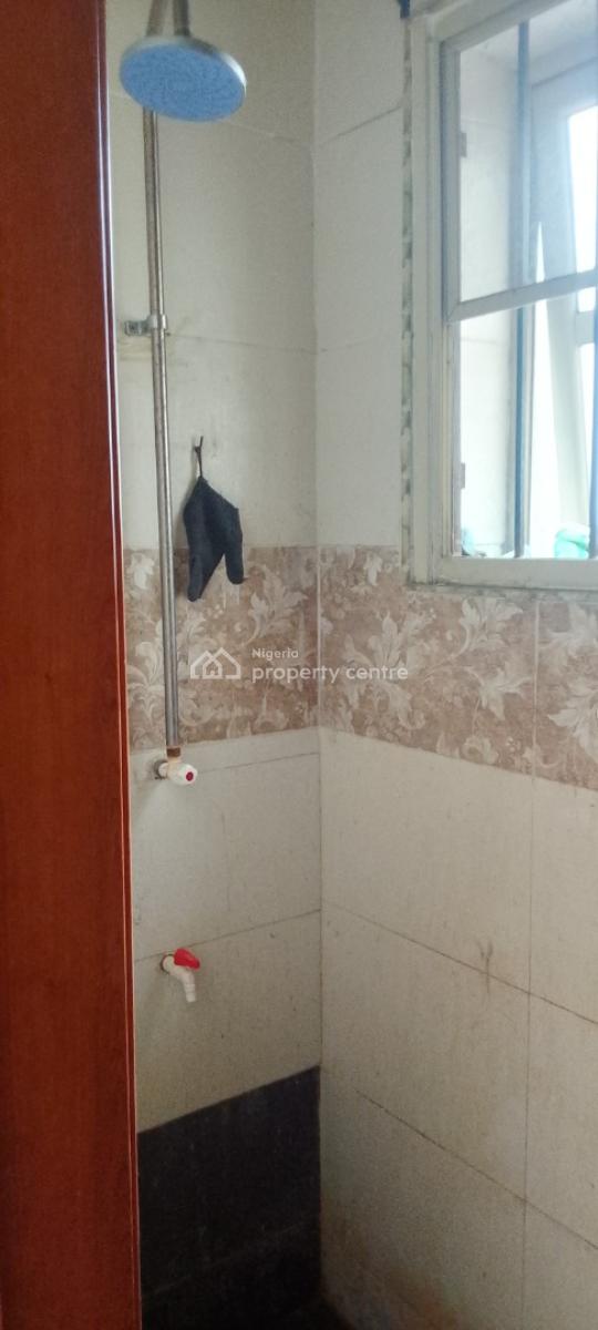 a Spacious Bedroom, Chevron Drive, Chevy View Estate, Chevron, Lekki, Lagos, Self Contain (single Rooms) for Rent