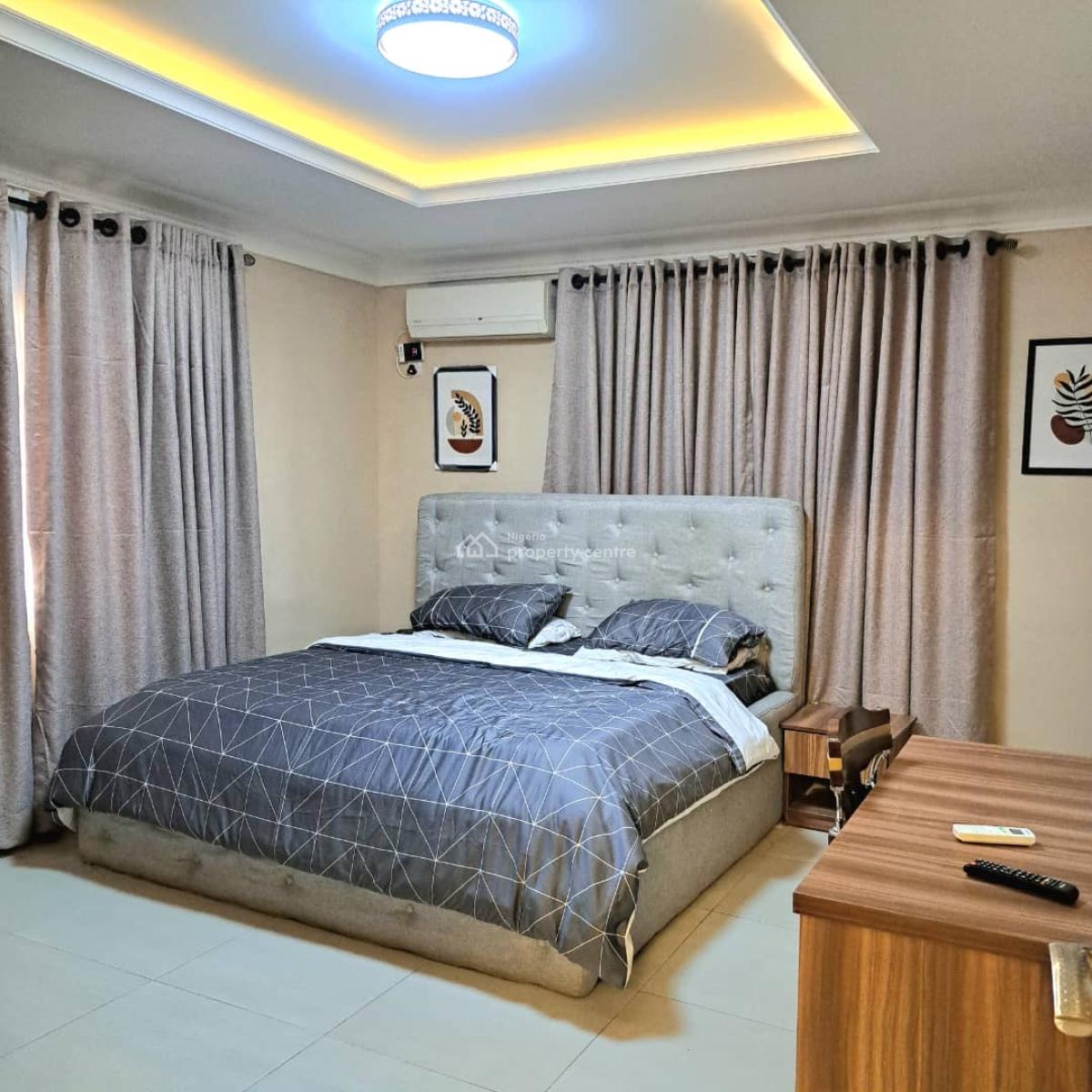 Beautiful Two Bedroom Apartment with Luxury Finishes Inbuilt Bluetoo, Lekki Phase 1, Lekki, Lagos, Flat / Apartment Short Let