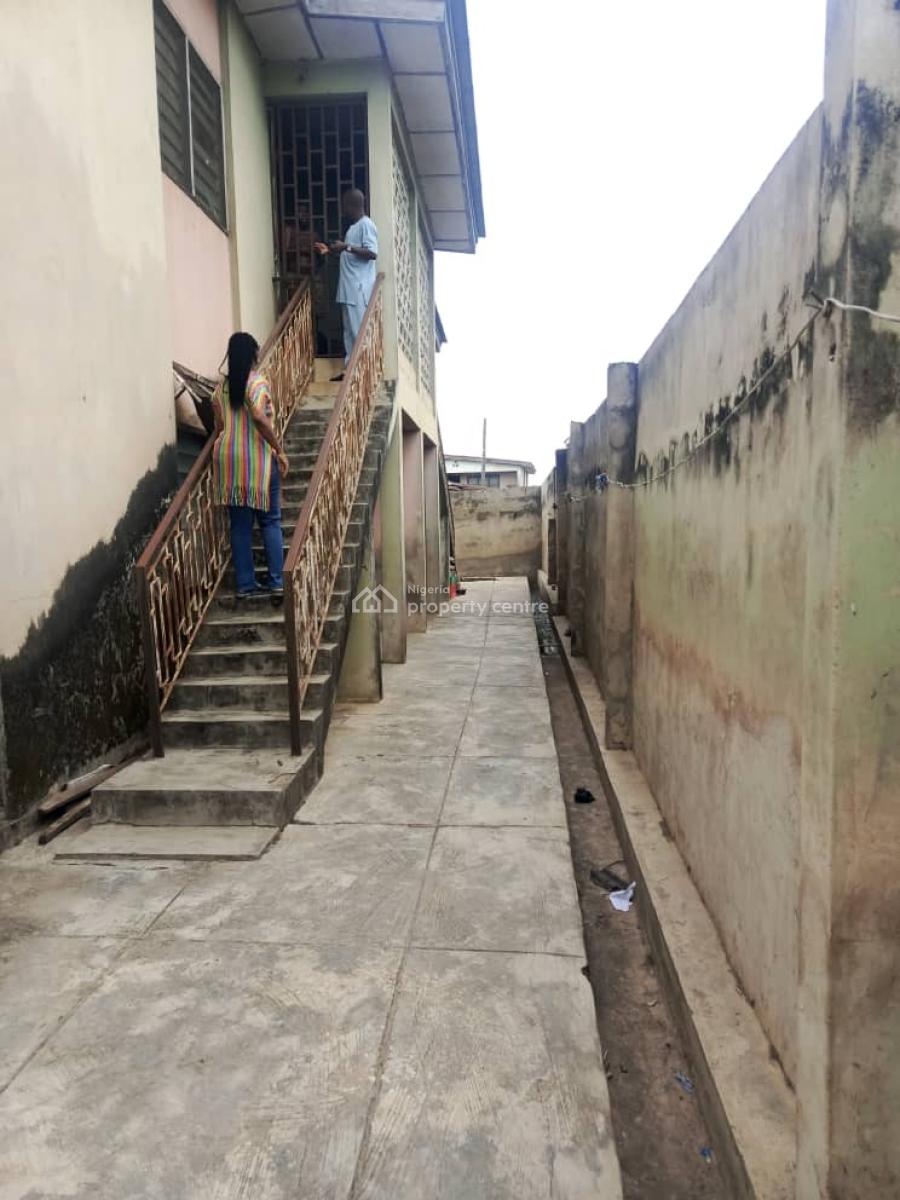 a Sweet Deal 4 Units of 3 Bedroom Flats, Aromolaran, Old-ife Road, Agodi Gate, Ibadan North, Oyo, Block of Flats for Sale