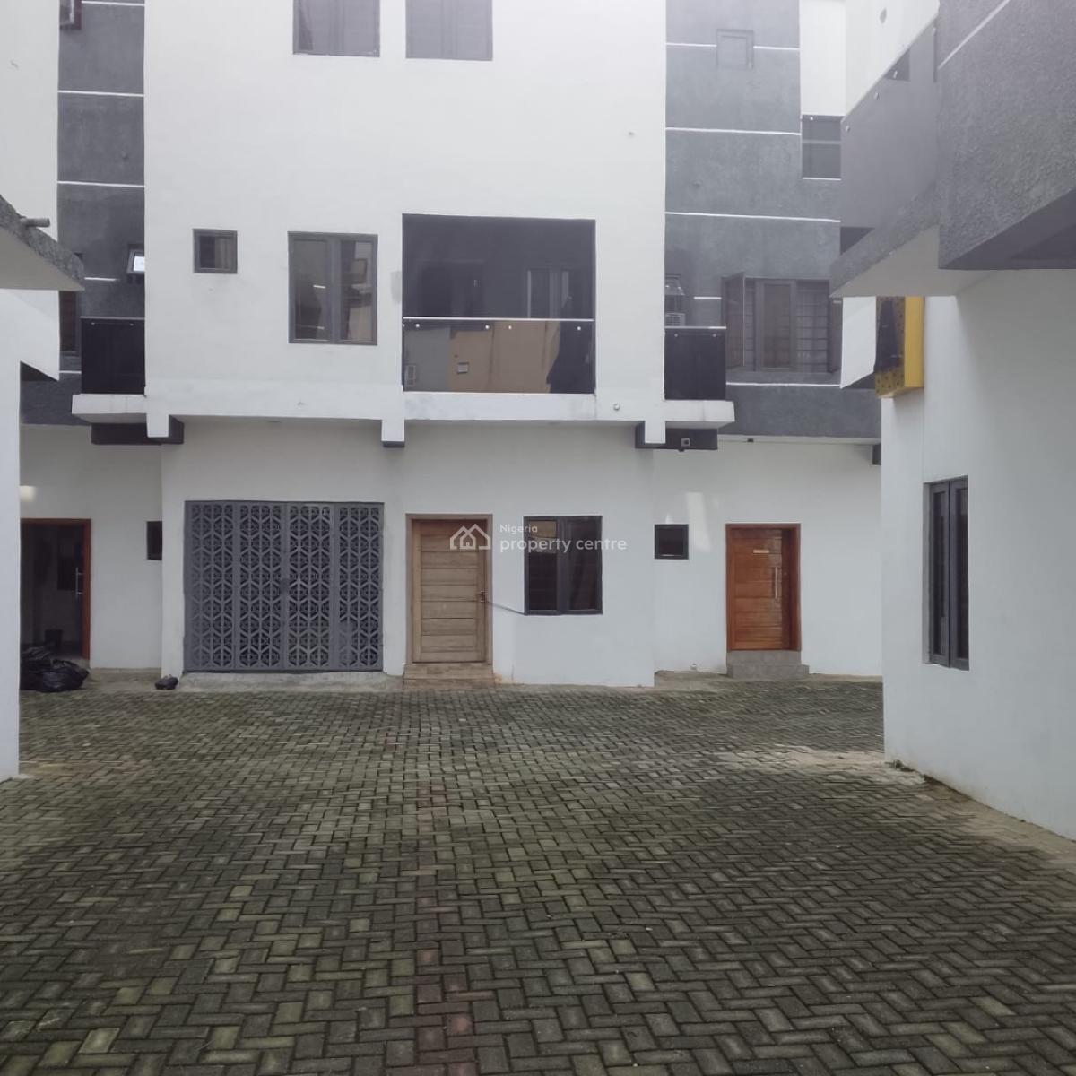 3 Units of Luxury 5 Bedroom Duplex with Six Seater Dining Table, Ikeja, Lagos, Terraced Duplex Short Let