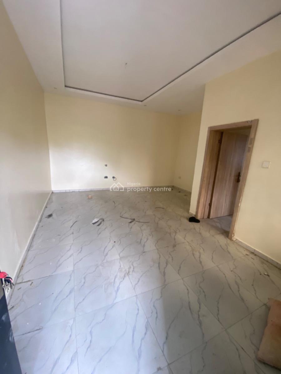 Neatly Used 2bedroom Flat, Happy Land Estate, Lbs, Ajah, Lagos, Flat / Apartment for Rent