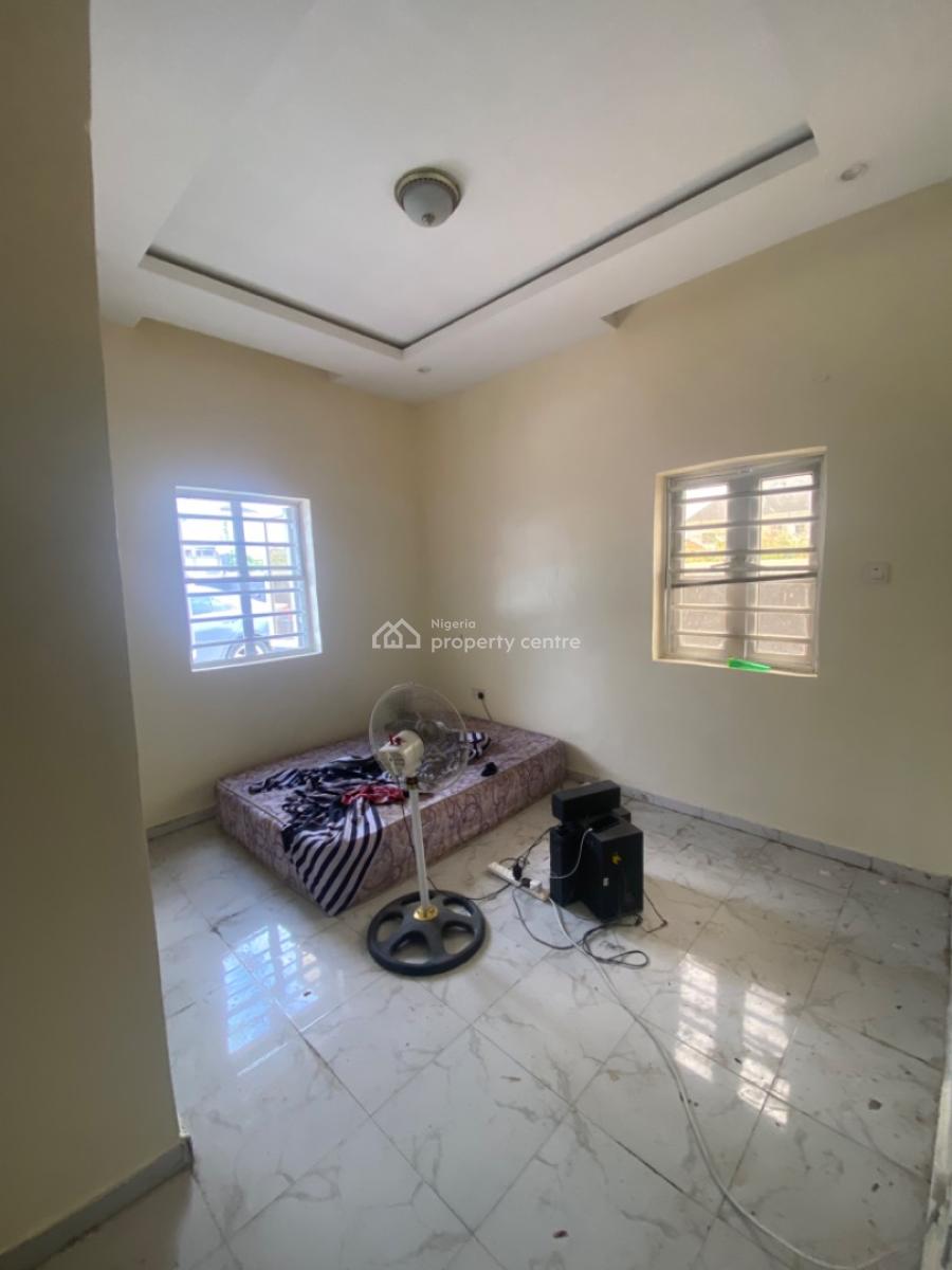 Neatly Used 2bedroom Flat, Happy Land Estate, Lbs, Ajah, Lagos, Flat / Apartment for Rent