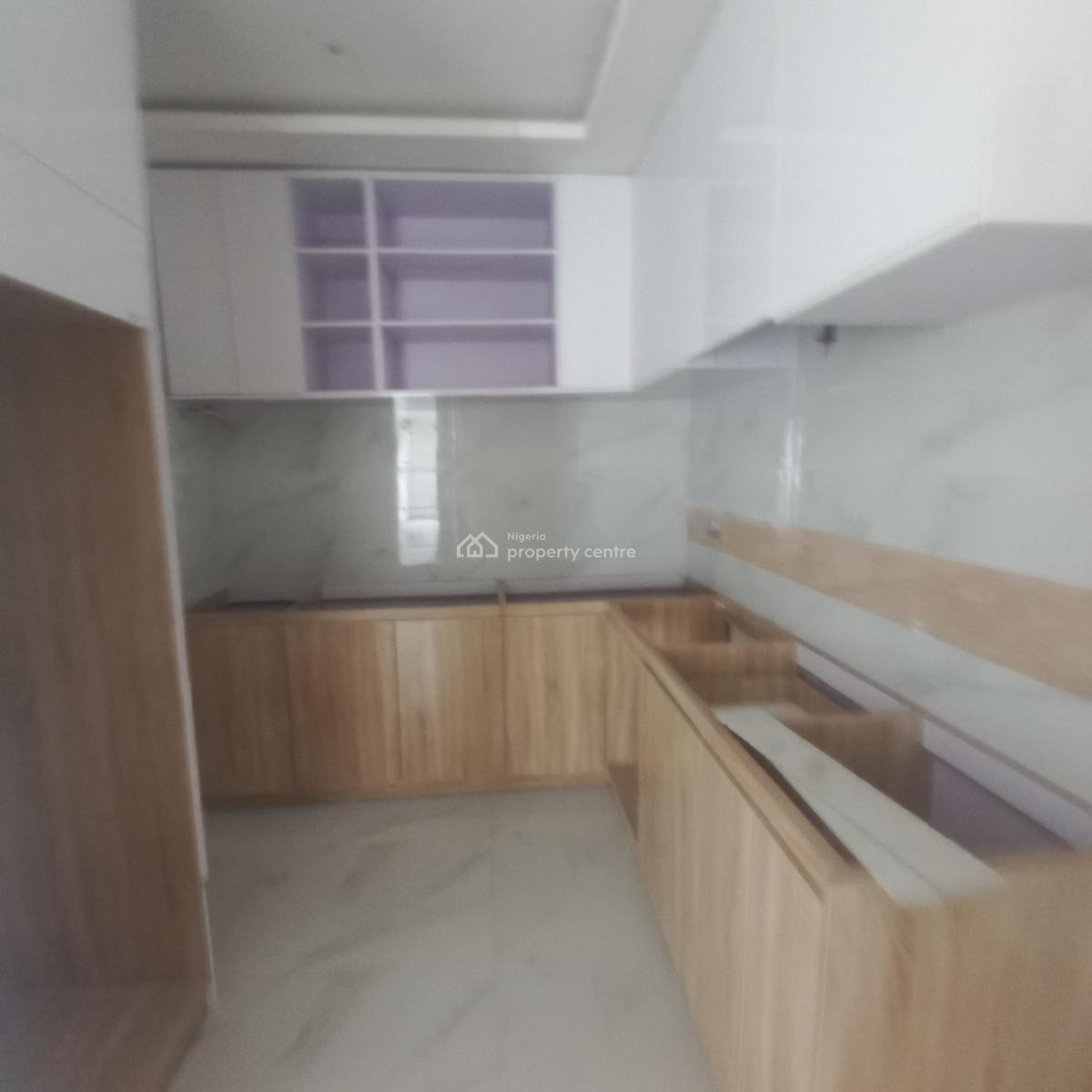 Newly Built 2 Bedroom Apartment with Swimming Pool, Lekki Phase 1, Lekki, Lagos, Flat / Apartment for Sale