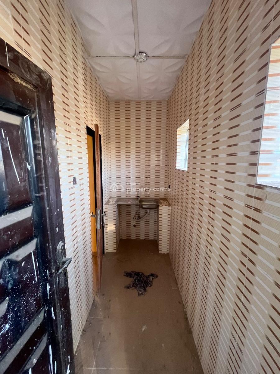 Standard Mini Flat Newly Built, Pearl Academy Close to Magboro Busstop, Magboro, Ogun, Mini Flat (room and Parlour) for Rent