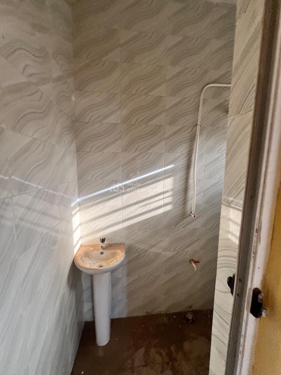 Standard Mini Flat Newly Built, Pearl Academy Close to Magboro Busstop, Magboro, Ogun, Mini Flat (room and Parlour) for Rent