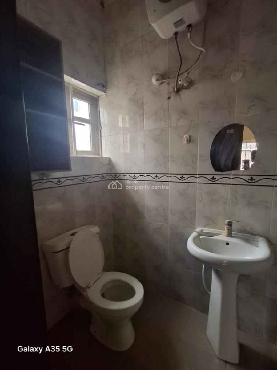 Two Bedroom Apartment, Olokonla, Ajah, Lagos, Flat / Apartment for Rent