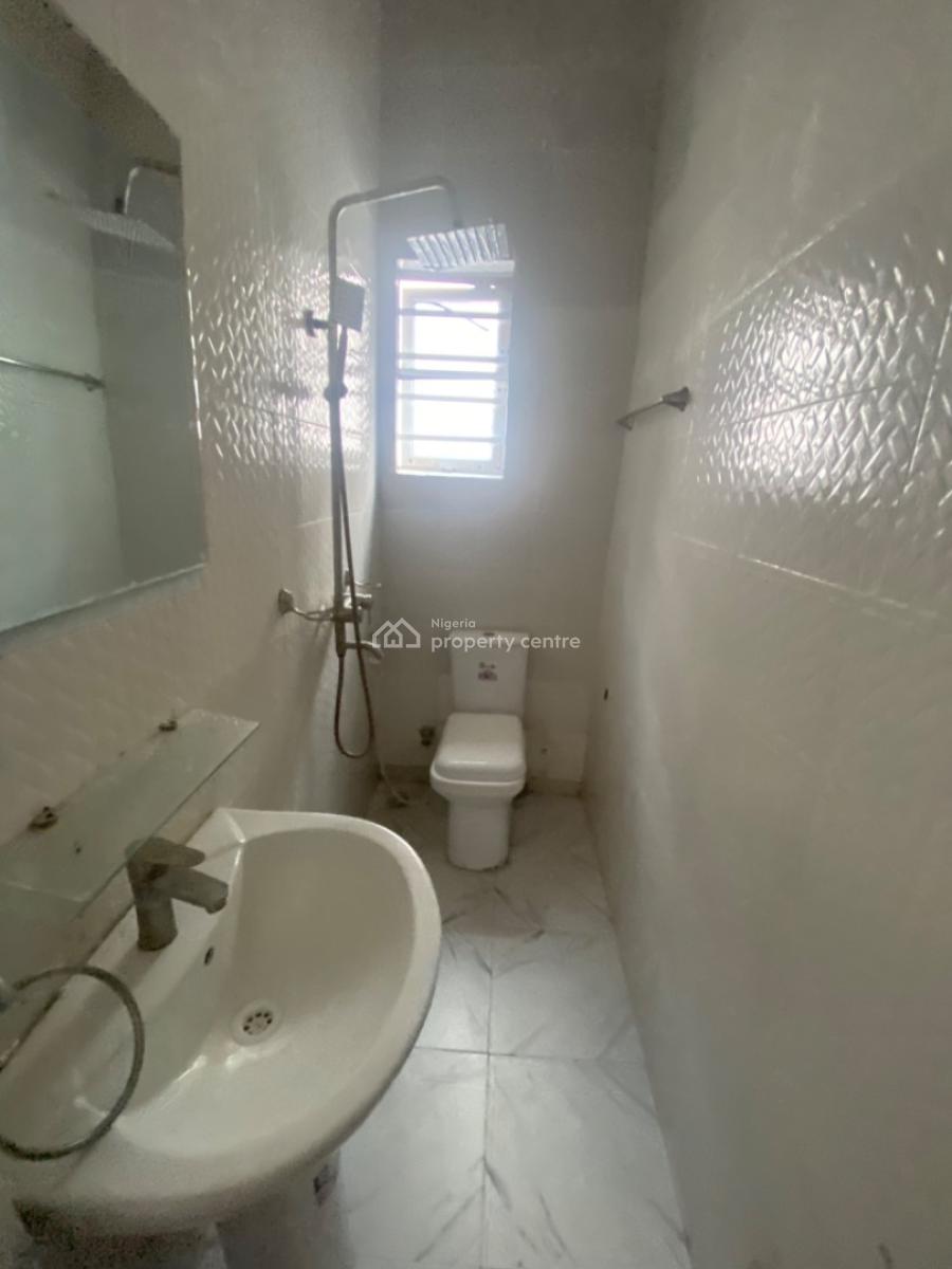 Neatly Used 2bedroom Flat, Happy Land Estate, Lbs, Ajah, Lagos, Flat / Apartment for Rent