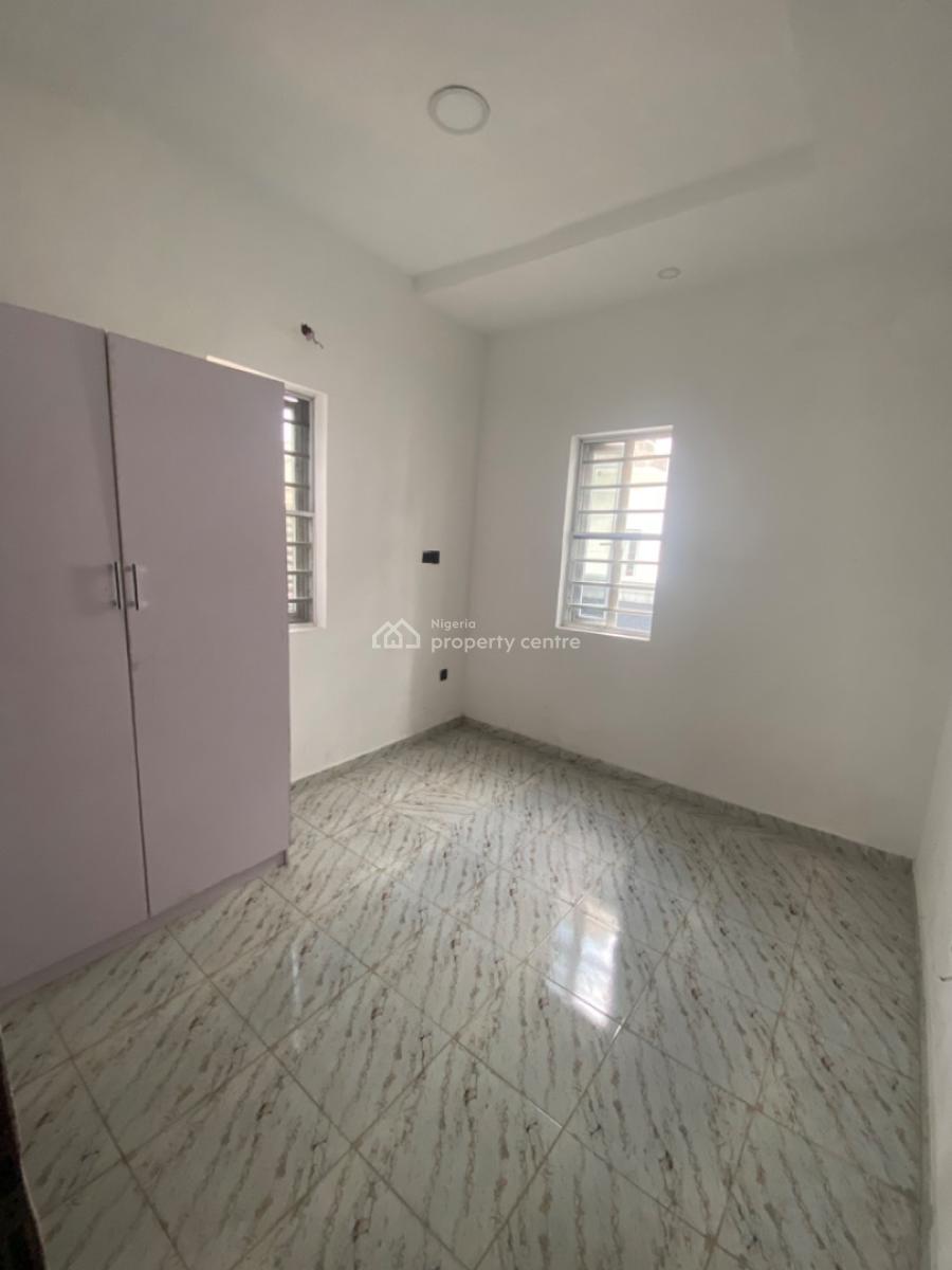 Neatly Used 2bedroom Flat, Happy Land Estate, Lbs, Ajah, Lagos, Flat / Apartment for Rent