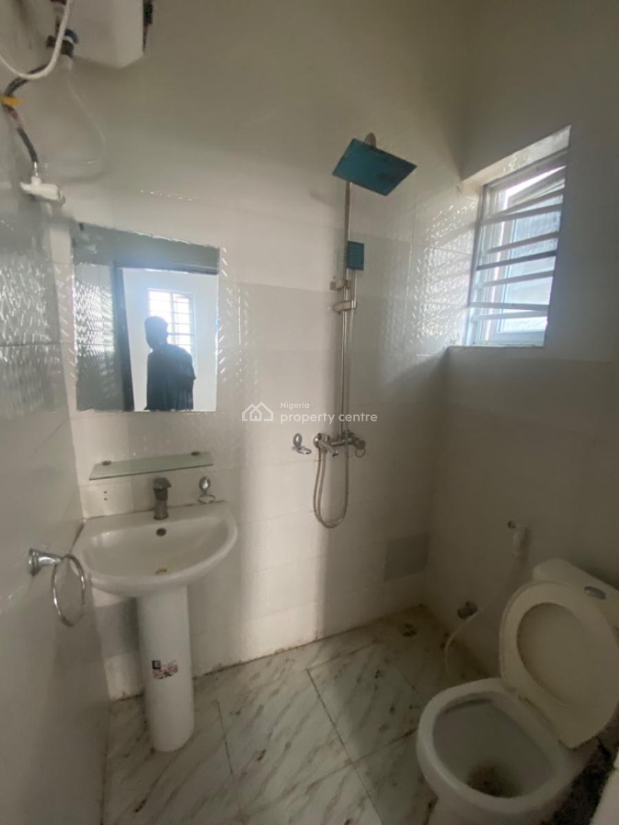 Neatly Used 2bedroom Flat, Happy Land Estate, Lbs, Ajah, Lagos, Flat / Apartment for Rent