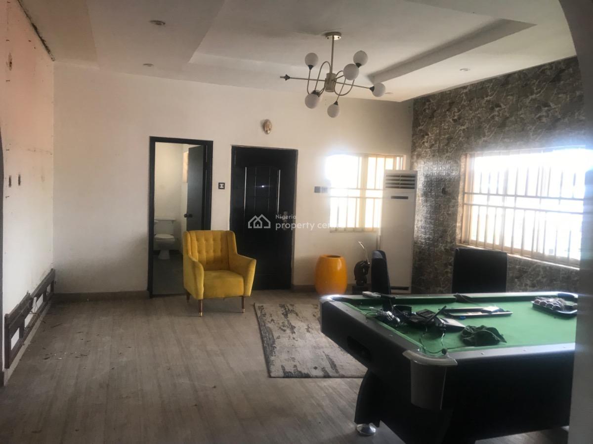 Spacious 3 Bedroom Apartment, Off Admiralty Way, Lekki Phase 1, Lekki, Lagos, Office Space for Rent
