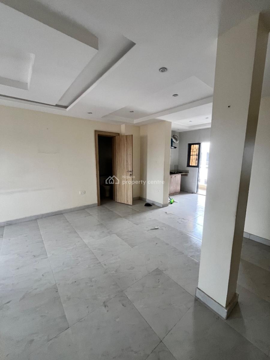 Spacious 2 Bedroom Serviced Apartment in a Secured and Serene Estate, Obayekini  Ikate Elegbushi, Ikate Elegushi, Lekki, Lagos, Flat / Apartment for Rent
