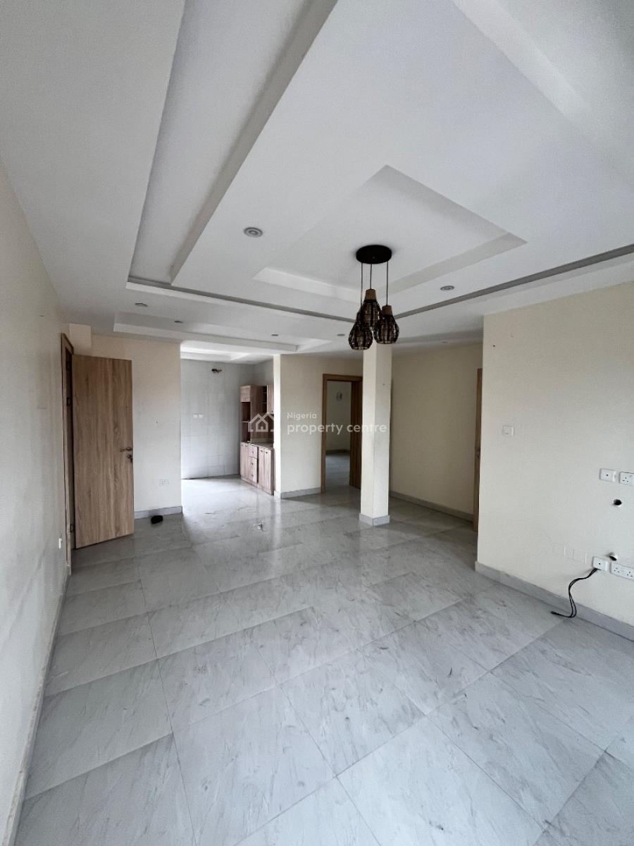 Spacious 2 Bedroom Serviced Apartment in a Secured and Serene Estate, Obayekini  Ikate Elegbushi, Ikate Elegushi, Lekki, Lagos, Flat / Apartment for Rent