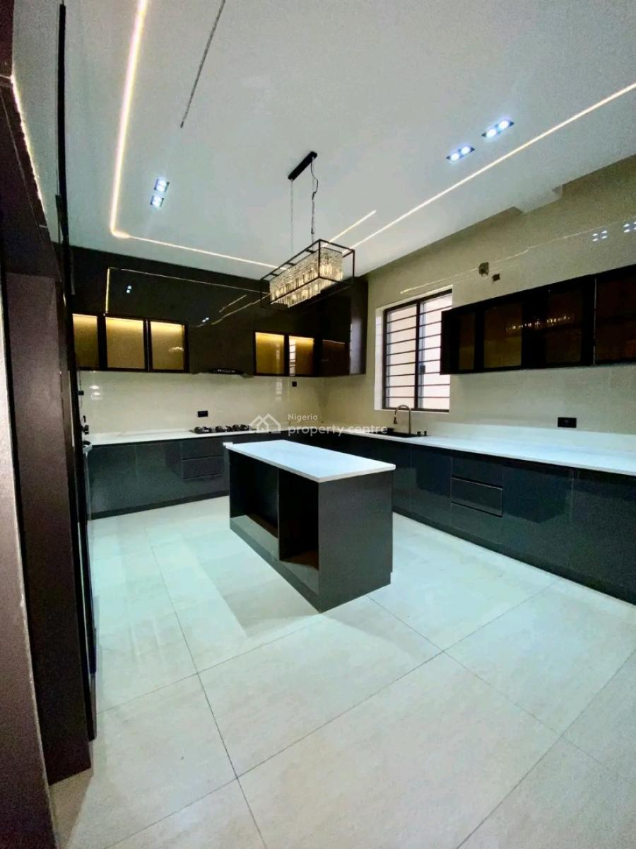 Luxury 5 Bedrooms Fully Detached Smart Home, Dakwo, Abuja, House for Sale