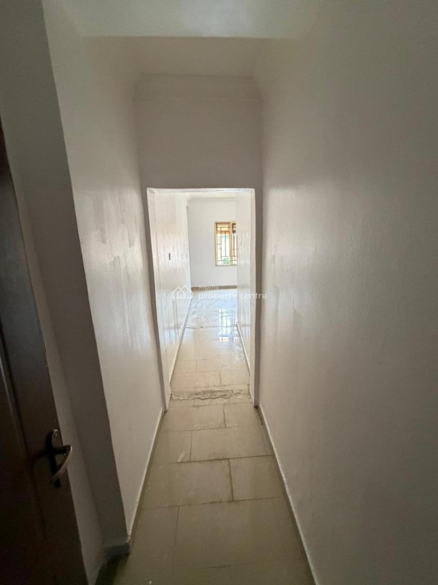 Spacious and Clean Studio Apartment, Lekki Phase 1, Lekki, Lagos, Self Contain (single Rooms) for Rent
